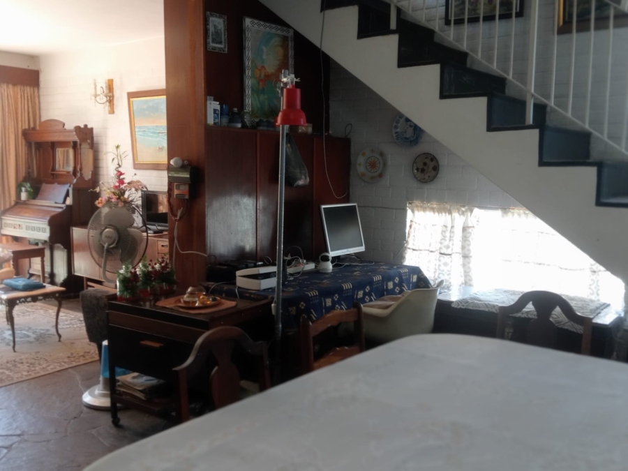 4 Bedroom Property for Sale in Generaal De Wet Free State